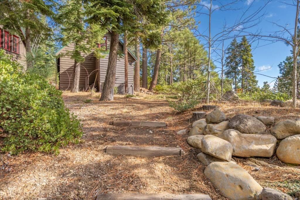 Coziest Cabin In Tahoe W Stone Fireplace Comfy Beds Close To Slopes & Lake Carnelian Bay Exteriör bild
