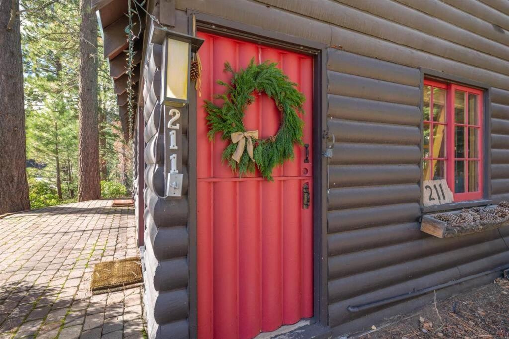 Coziest Cabin In Tahoe W Stone Fireplace Comfy Beds Close To Slopes & Lake Carnelian Bay Exteriör bild
